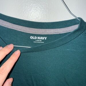 Old Navy Boy’s Green T-Shirt Long Sleeve